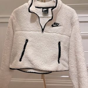 Crop Nike Quarter Zip
